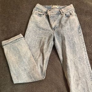 Light wash crossover high waisted jeans